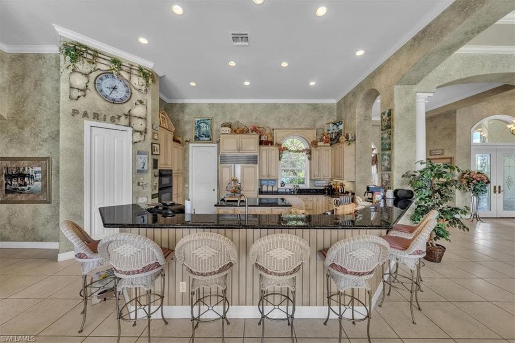 2339 Alexander Palm Dr, Naples, FL 34105-19