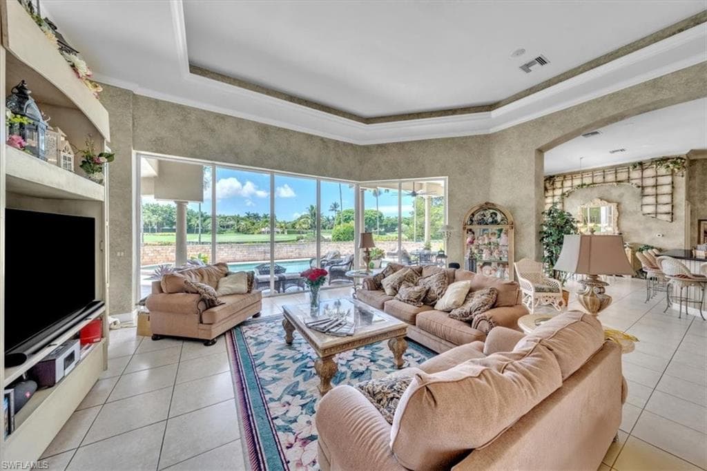 2339 Alexander Palm Dr, Naples, FL 34105-31