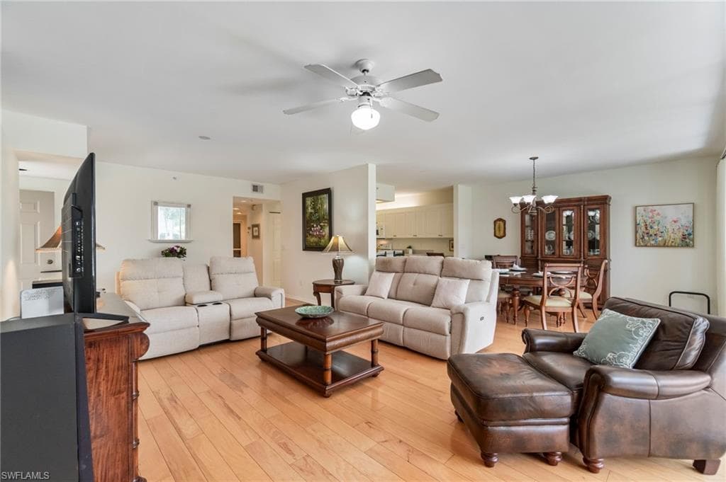 7552 Oleander Gate Dr C104, Naples, FL 34109-12