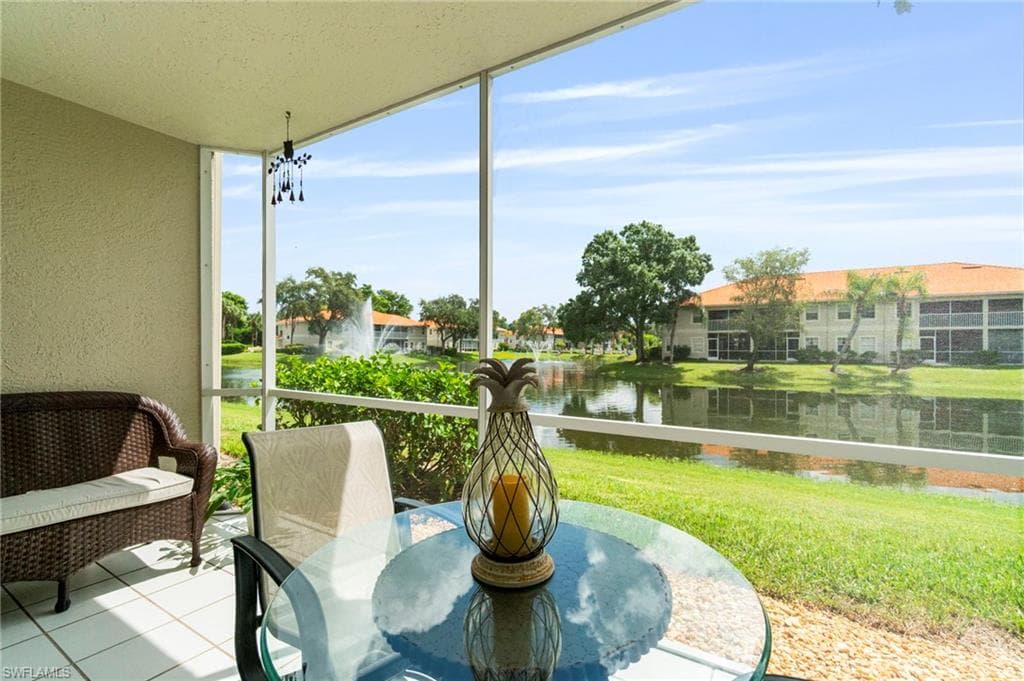 7552 Oleander Gate Dr C104, Naples, FL 34109-15