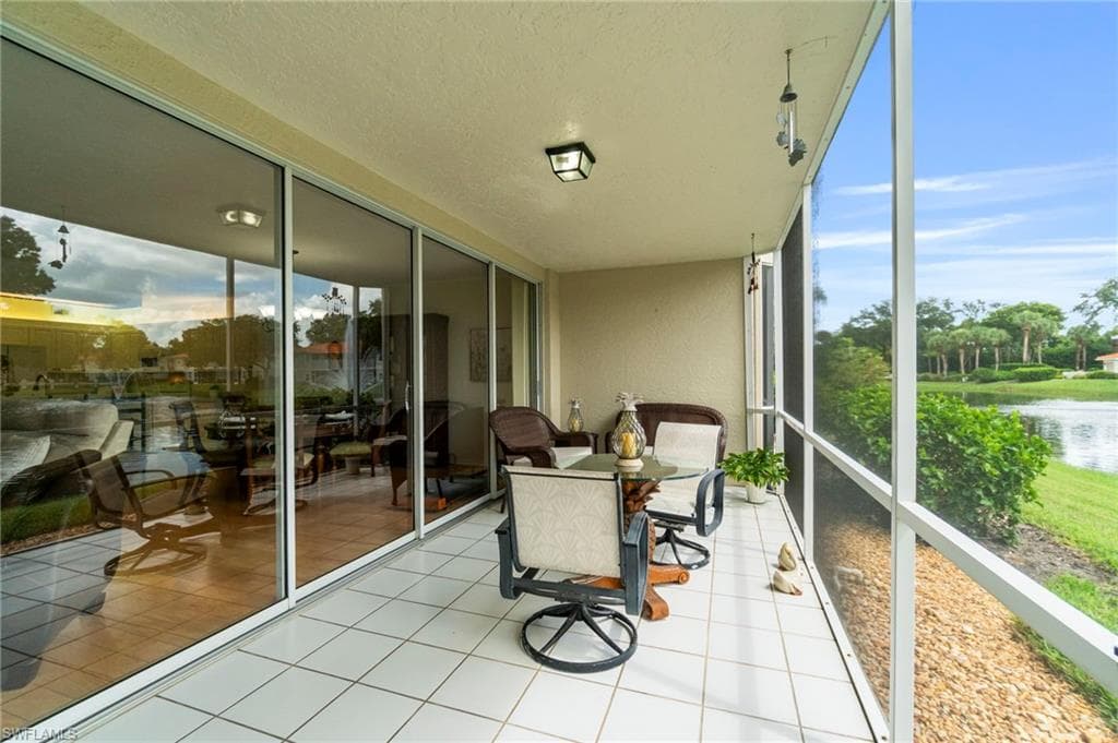 7552 Oleander Gate Dr C104, Naples, FL 34109-17