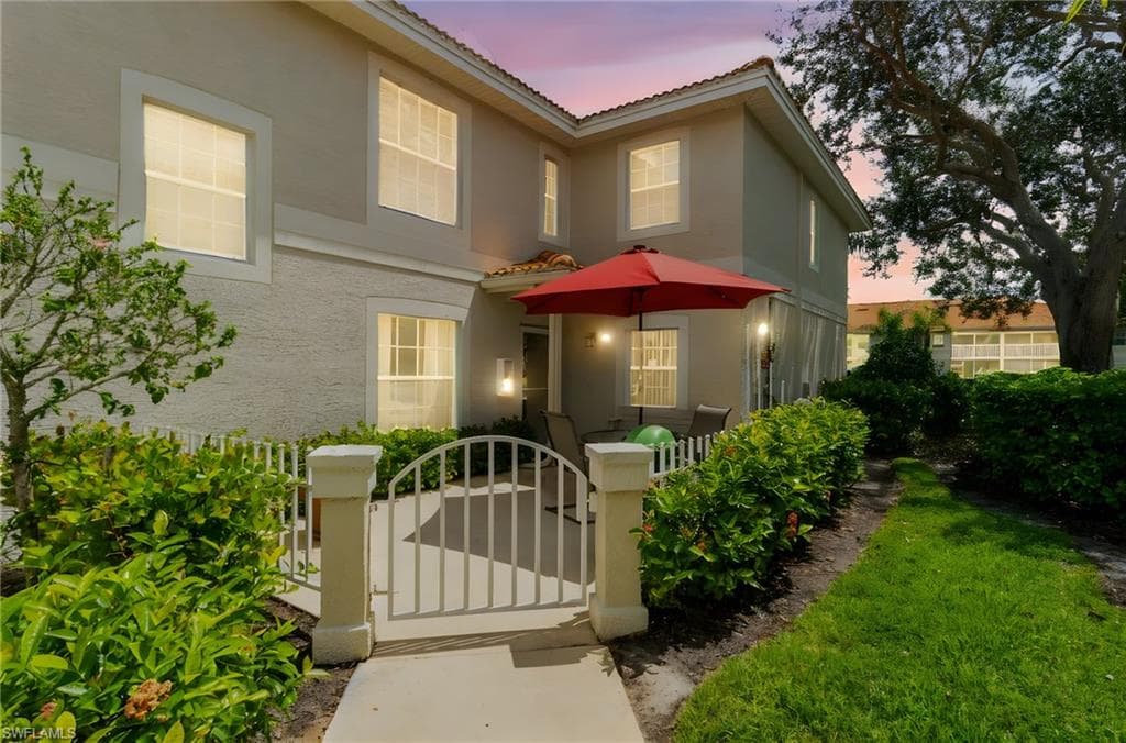 7552 Oleander Gate Dr C104, Naples, FL 34109-50