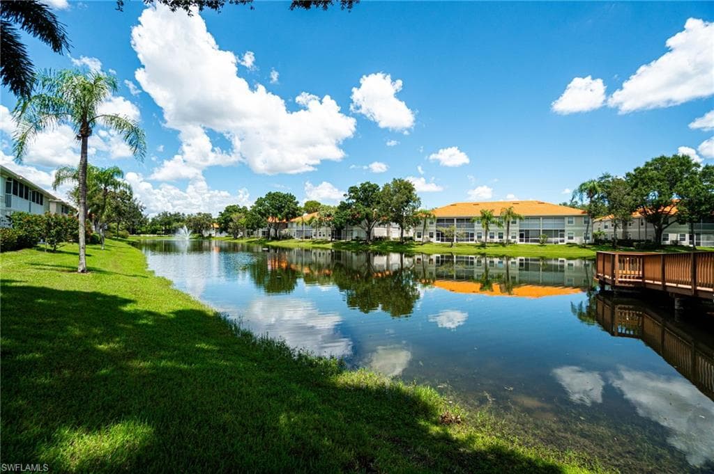 7552 Oleander Gate Dr C104, Naples, FL 34109-5