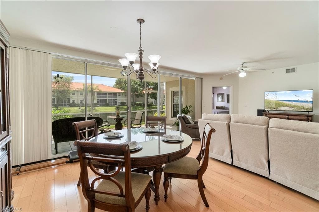 7552 Oleander Gate Dr C104, Naples, FL 34109-7