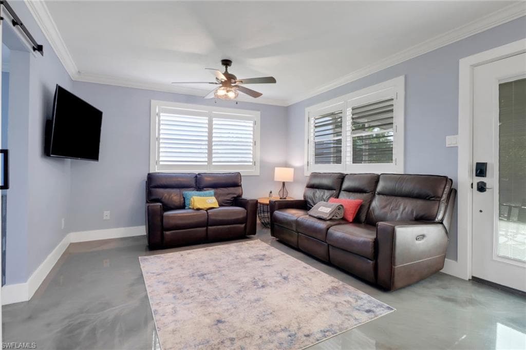 9804 Montana Ct, Bonita Springs, FL 34135-10