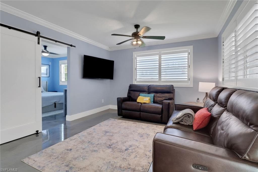9804 Montana Ct, Bonita Springs, FL 34135-11