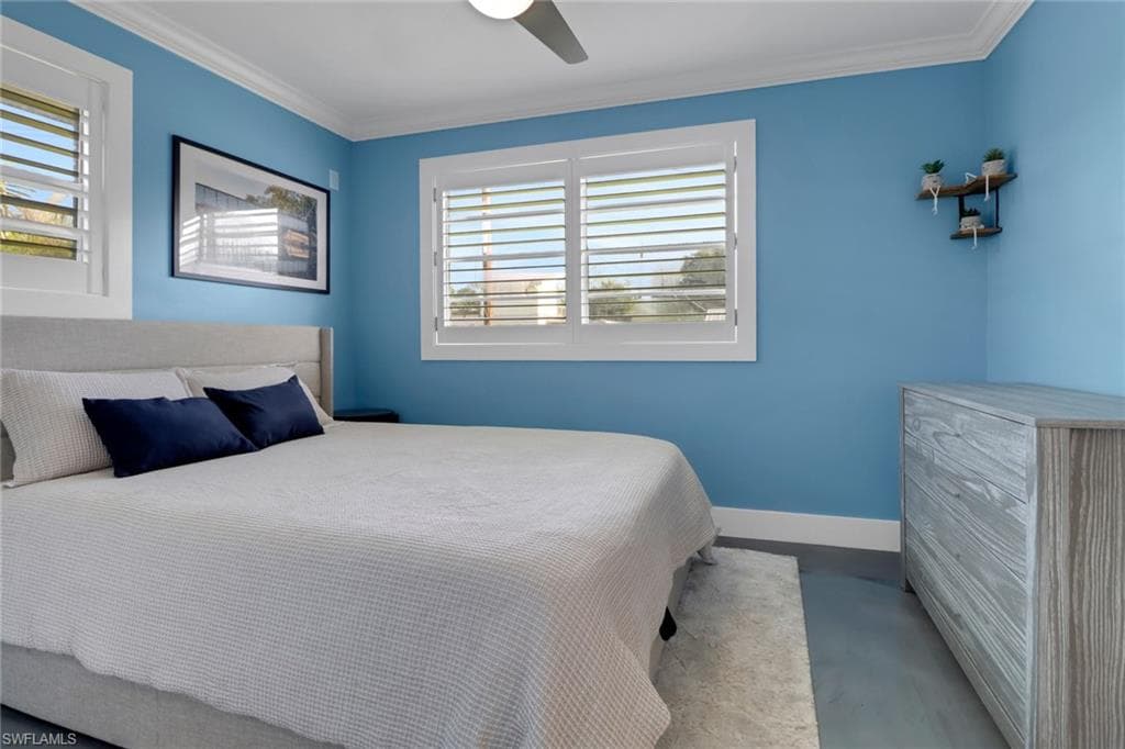 9804 Montana Ct, Bonita Springs, FL 34135-13