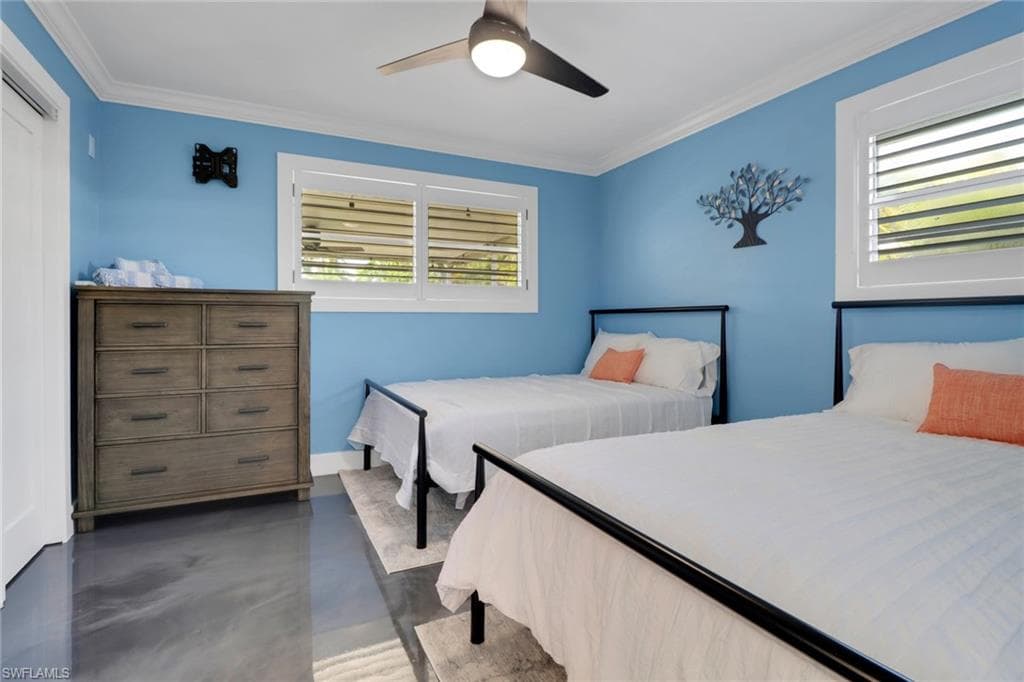 9804 Montana Ct, Bonita Springs, FL 34135-15