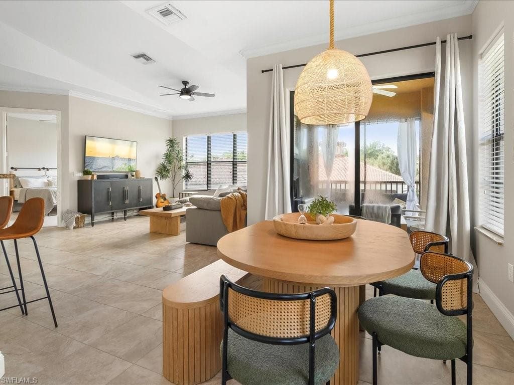1276 Strada Milan Ln 4004, Naples, FL 34105-9