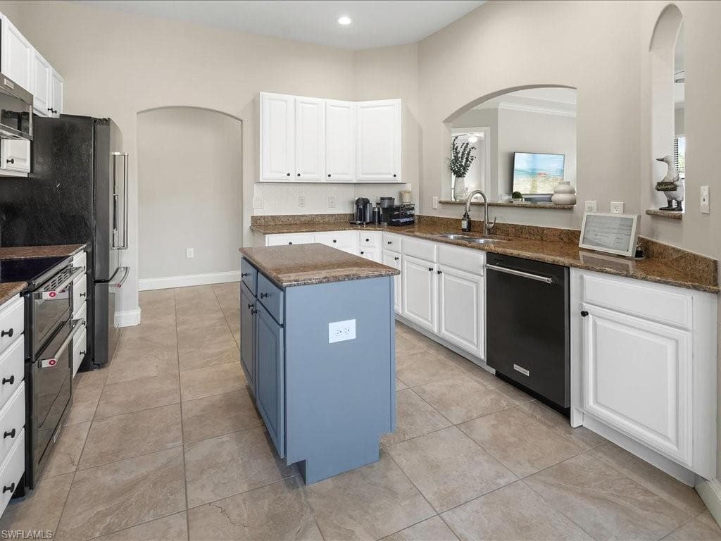 1276 Strada Milan Ln 4004, Naples, FL 34105-13