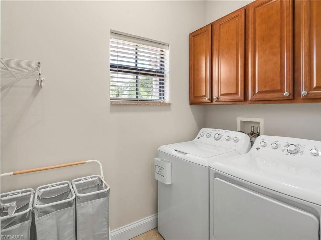 1276 Strada Milan Ln 4004, Naples, FL 34105-28