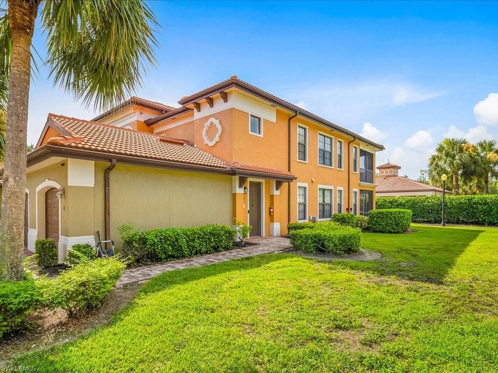 1276 Strada Milan Ln 4004, Naples, FL 34105-3