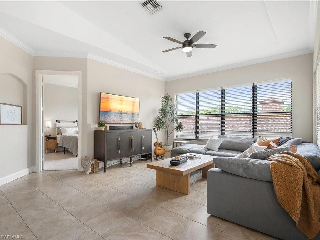 1276 Strada Milan Ln 4004, Naples, FL 34105-6