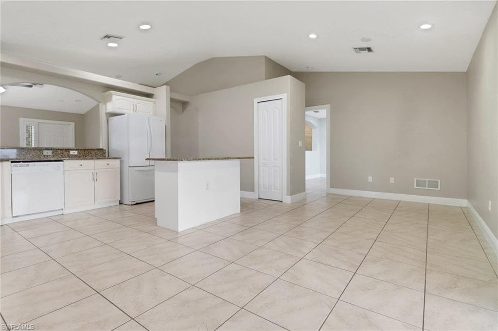 4125 20th Ave NE, Naples, FL 34120-12