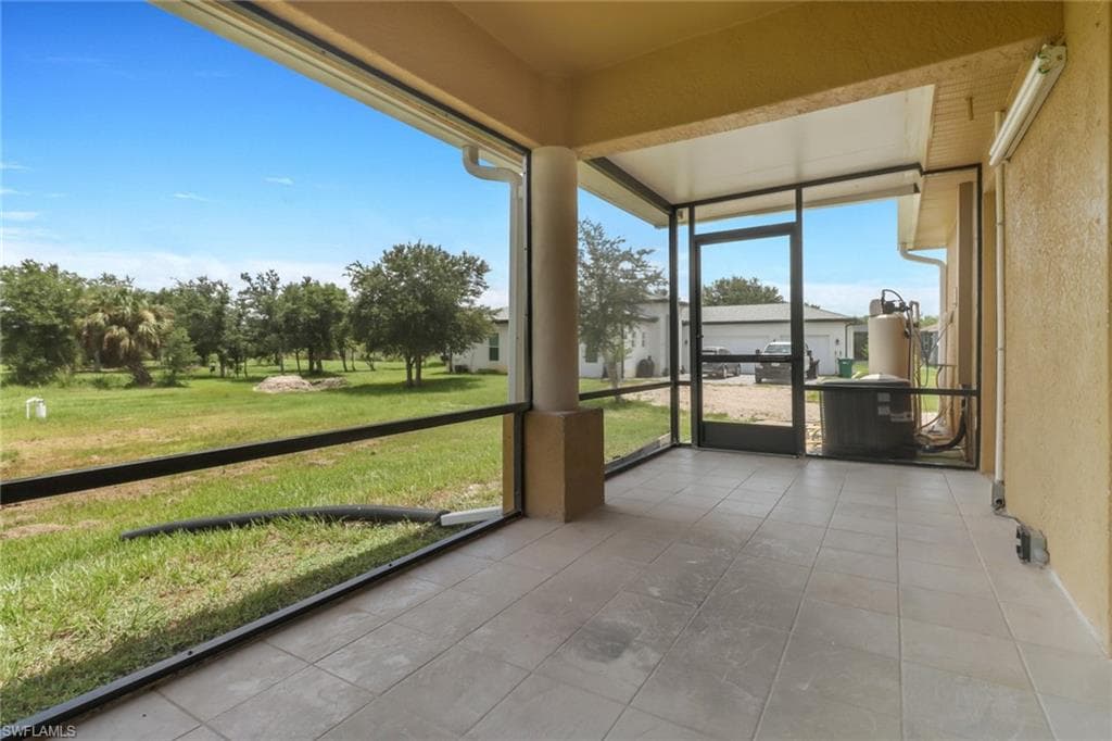4125 20th Ave NE, Naples, FL 34120-26