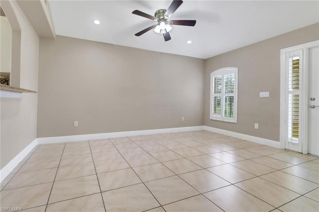 4125 20th Ave NE, Naples, FL 34120-6