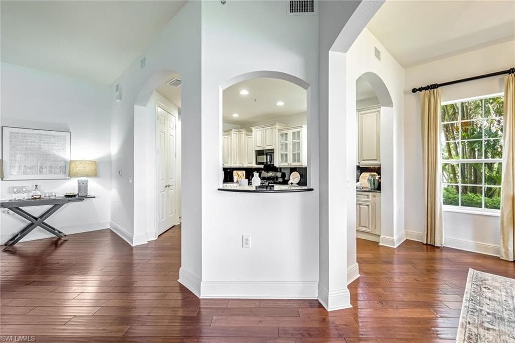 3164 Serena Ln 101, Naples, FL 34114-11