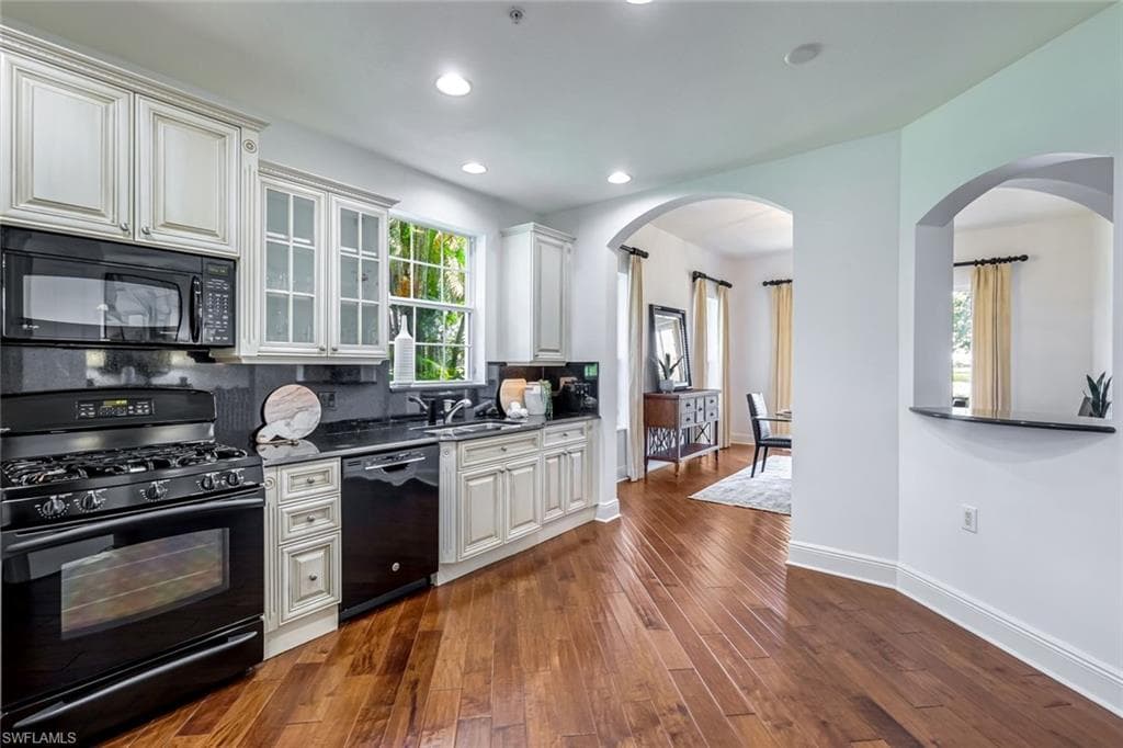 3164 Serena Ln 101, Naples, FL 34114-12
