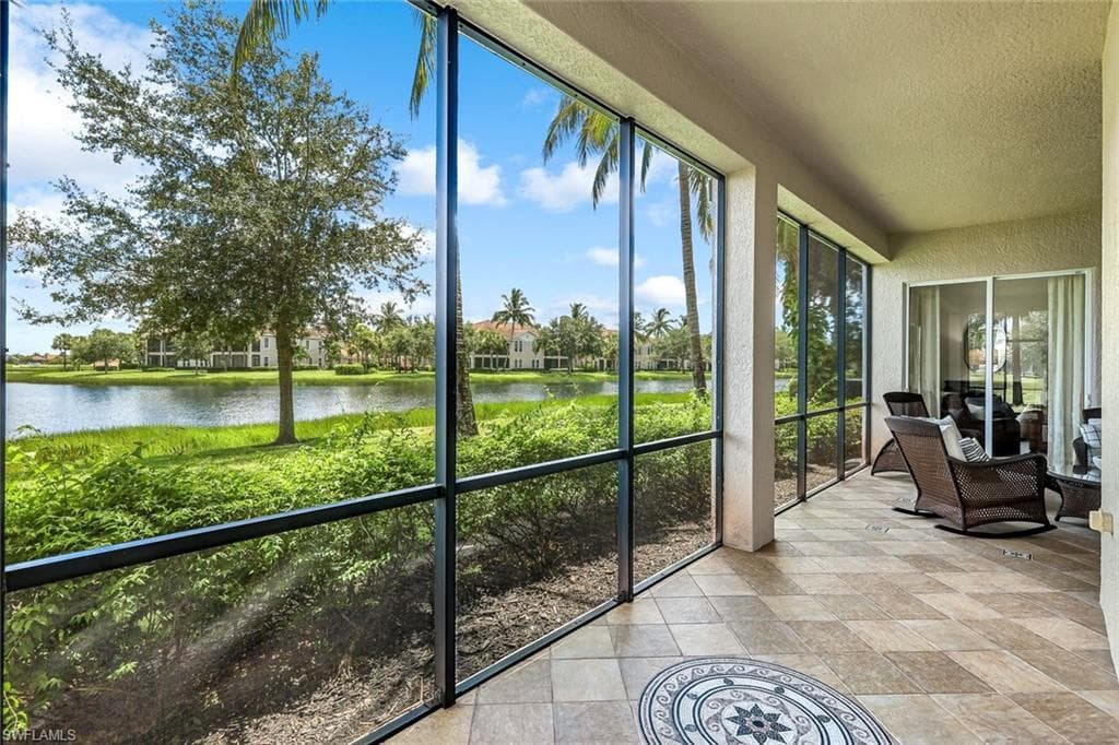 3164 Serena Ln 101, Naples, FL 34114-19