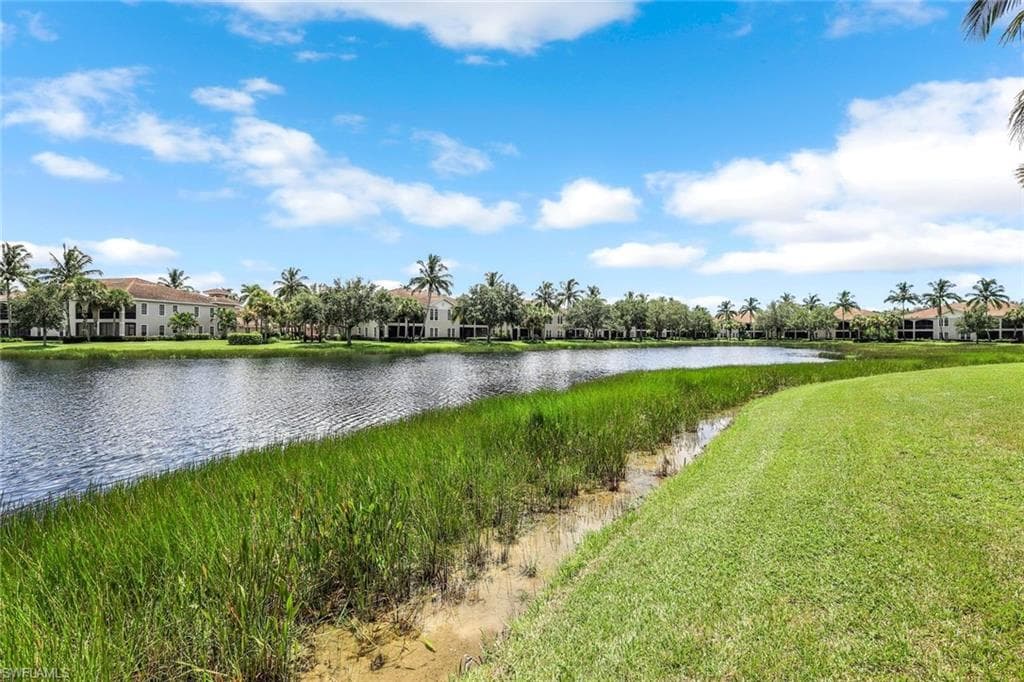 3164 Serena Ln 101, Naples, FL 34114-36