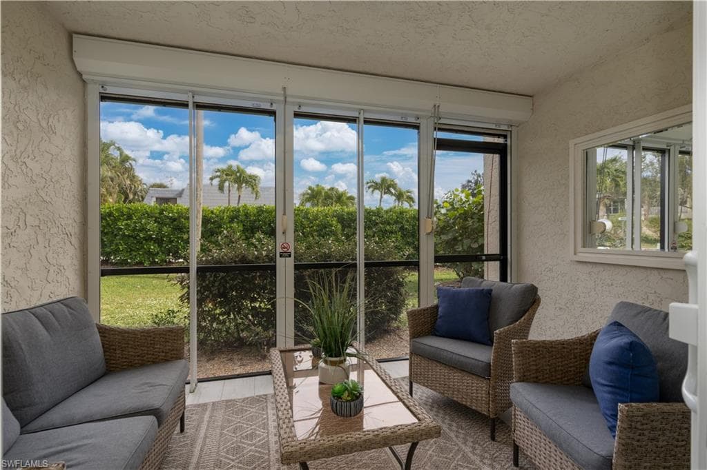 16380 Dublin Cir 102, Fort Myers, FL 33908-4