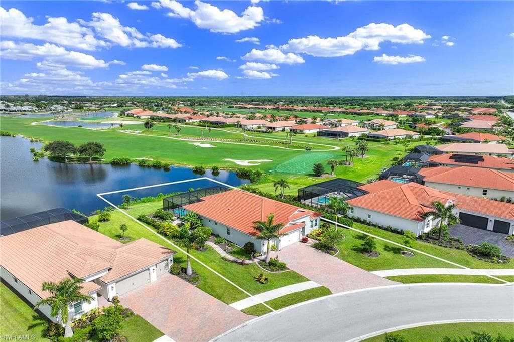 18652 Royal Hammock Blvd, Naples, FL 34114-15