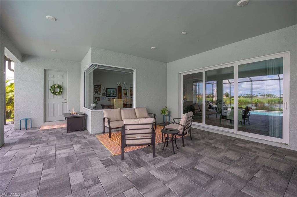 18652 Royal Hammock Blvd, Naples, FL 34114-35