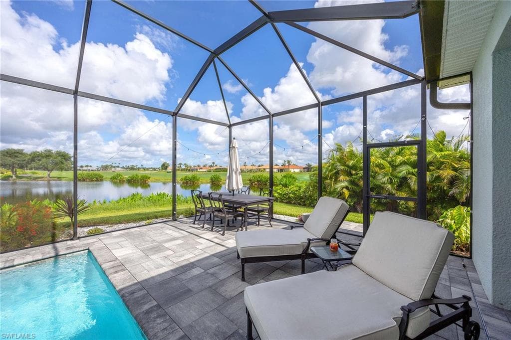 18652 Royal Hammock Blvd, Naples, FL 34114-38