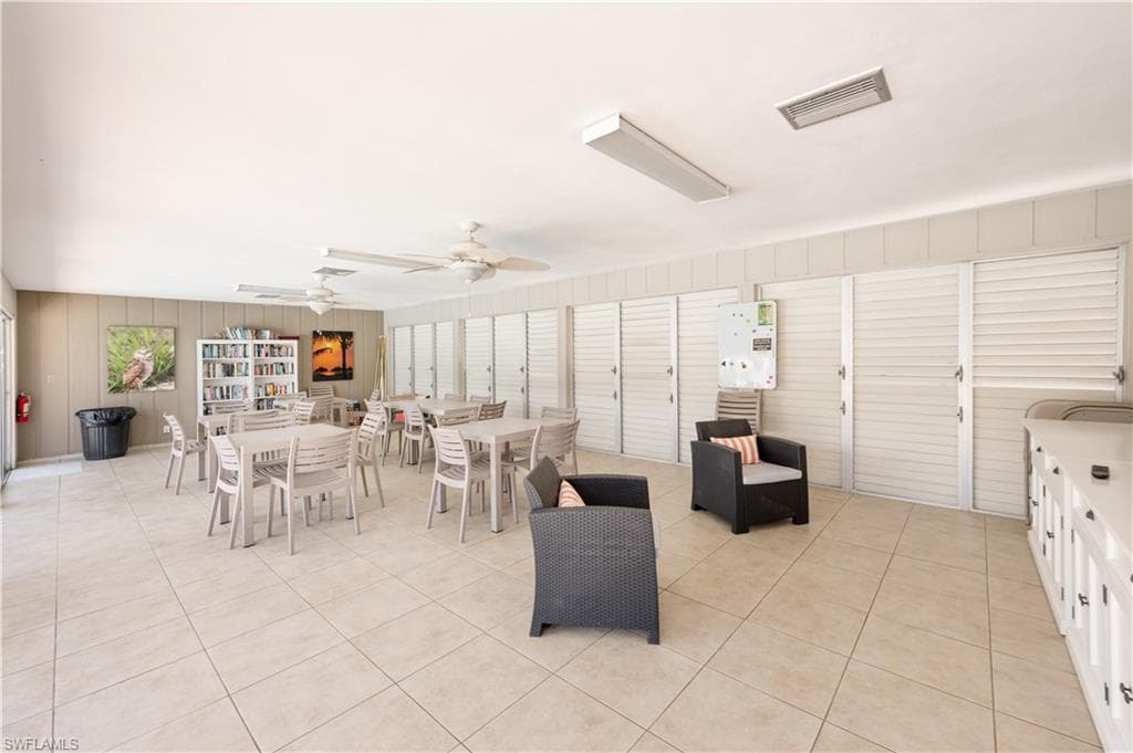 235 Seaview Ct E5, Marco Island, FL 34145-18