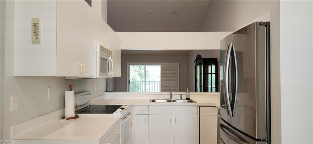 186 Pebble Shores Dr 203, Naples, FL 34110-5