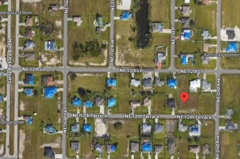 121 12th Ter, Cape Coral, FL 33909-4