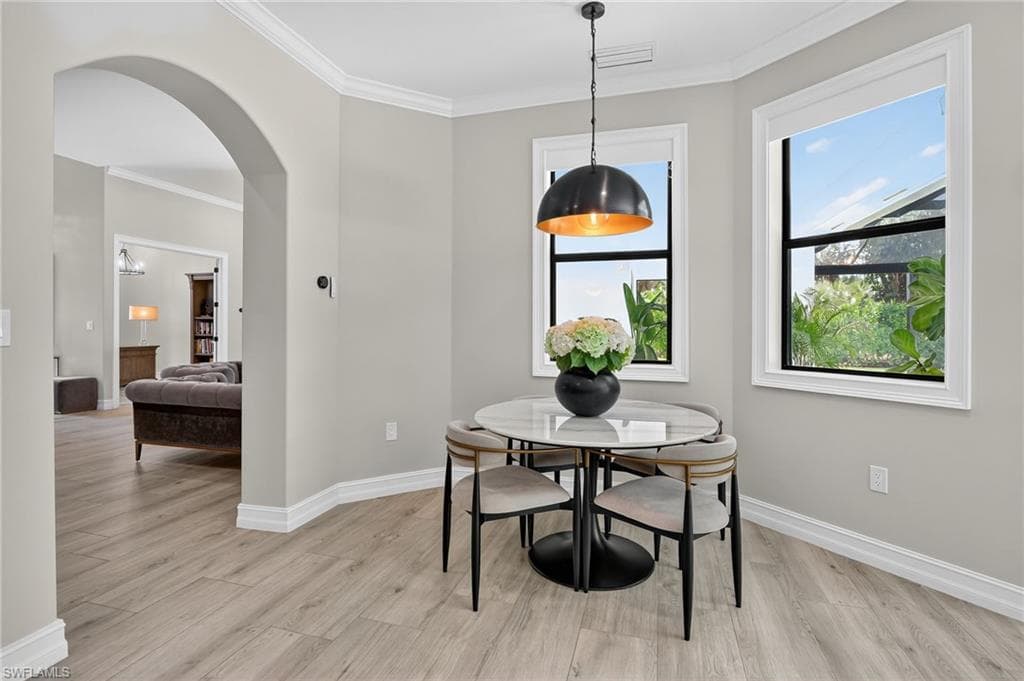 443 Weber Blvd S, Naples, FL 34117-32