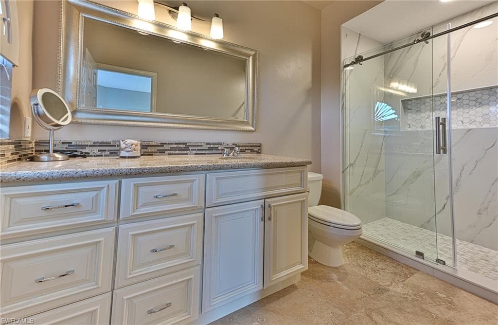 175 Barefoot Cir 29, Bonita Springs, FL 34134-33
