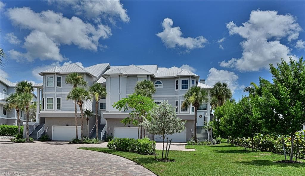 175 Barefoot Cir 29, Bonita Springs, FL 34134-3
