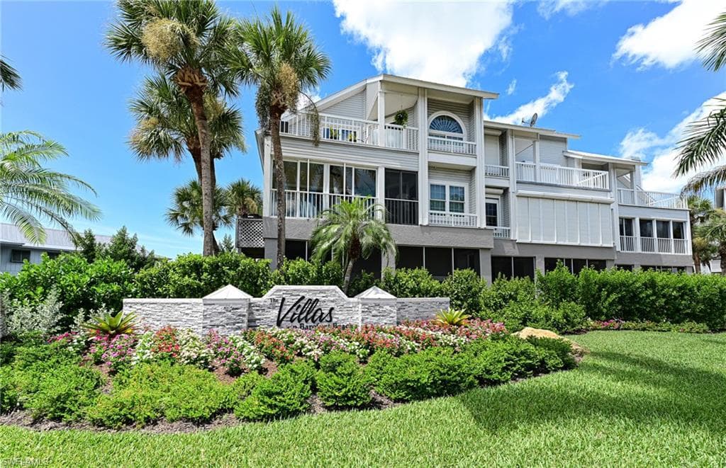175 Barefoot Cir 29, Bonita Springs, FL 34134-44