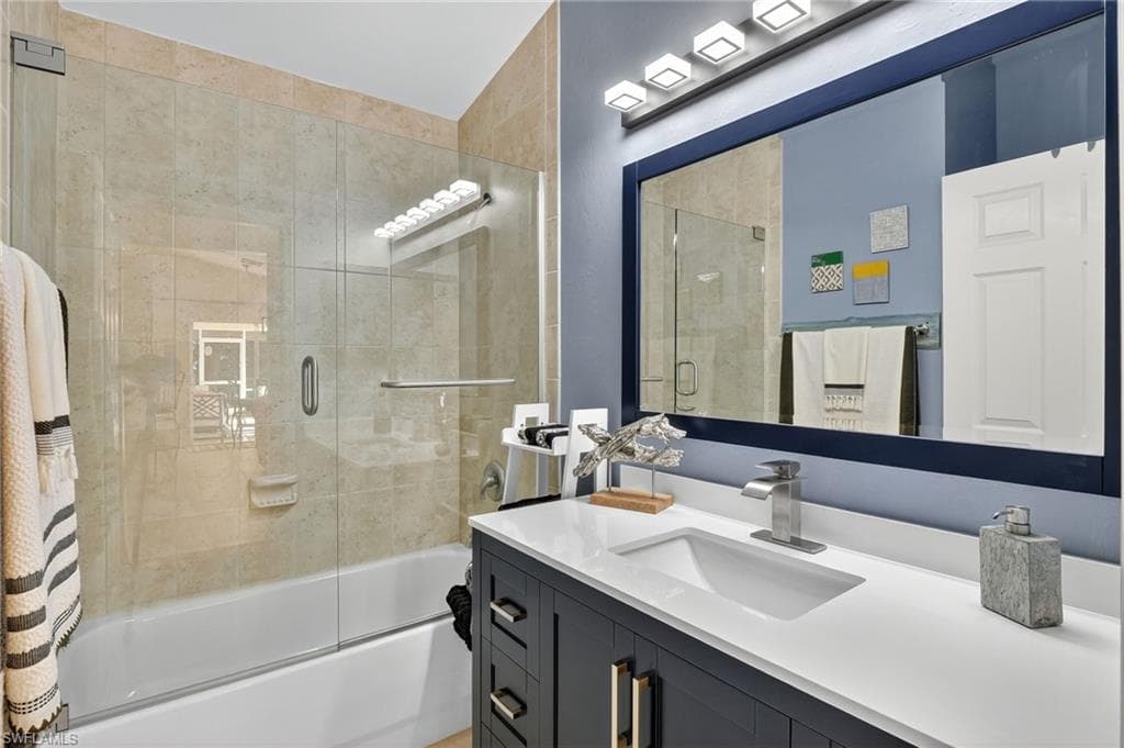 5 Tahiti Rd, Marco Island, FL 34145-26