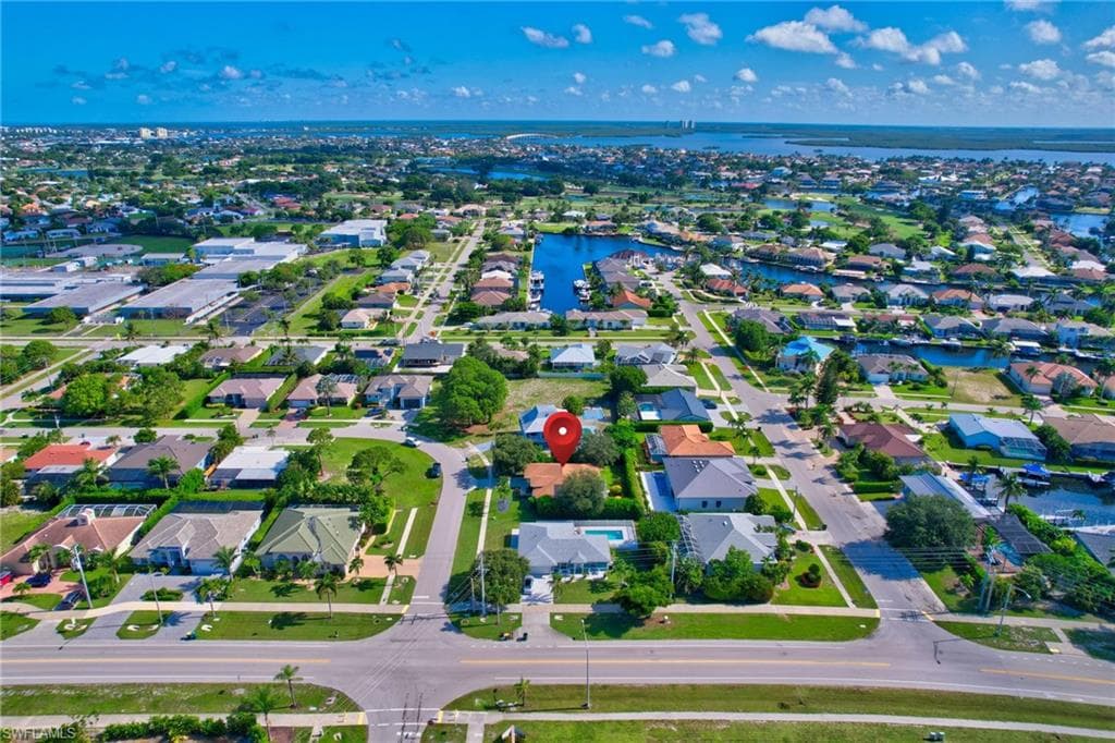 5 Tahiti Rd, Marco Island, FL 34145-41