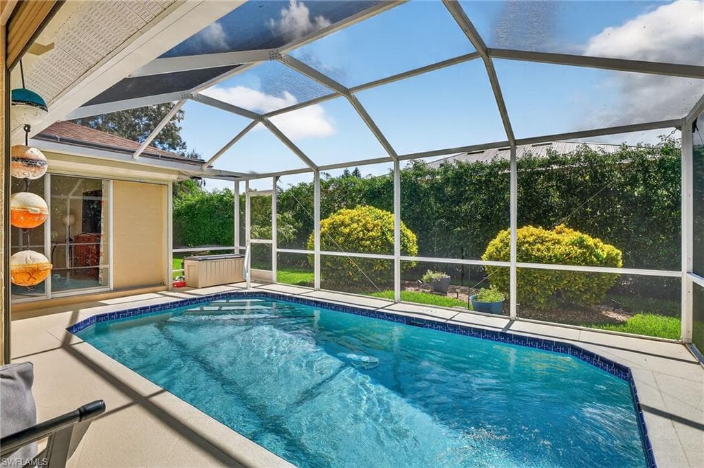 5 Tahiti Rd, Marco Island, FL 34145-3