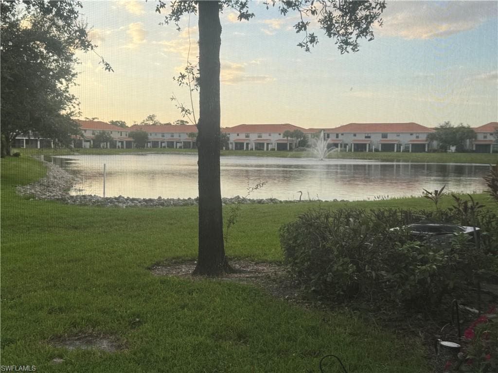 15659 Summit Place Cir, Naples, FL 34119-17