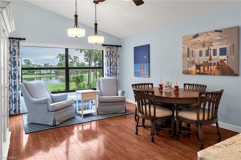 195 Fox Glen Dr 3-195, Naples, FL 34104-9
