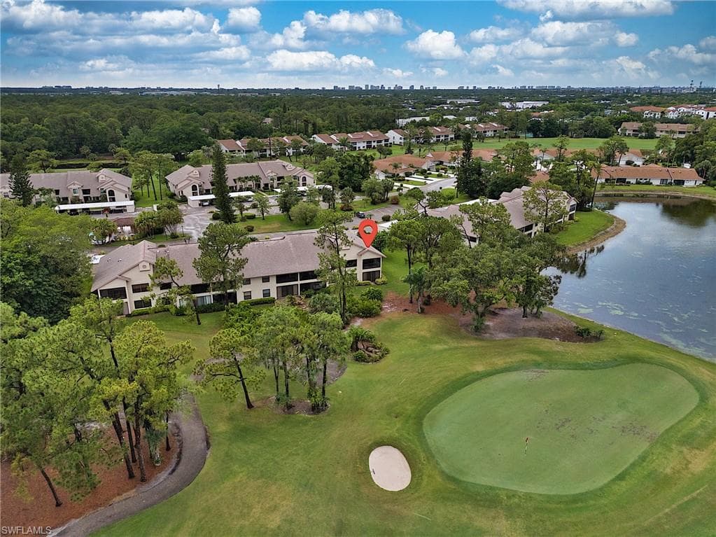 195 Fox Glen Dr 3-195, Naples, FL 34104-1