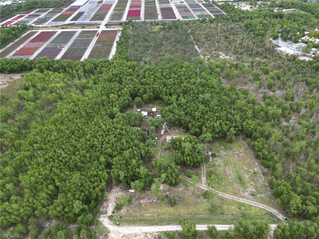 1775 Kearney Ave, Naples, FL 34117-5