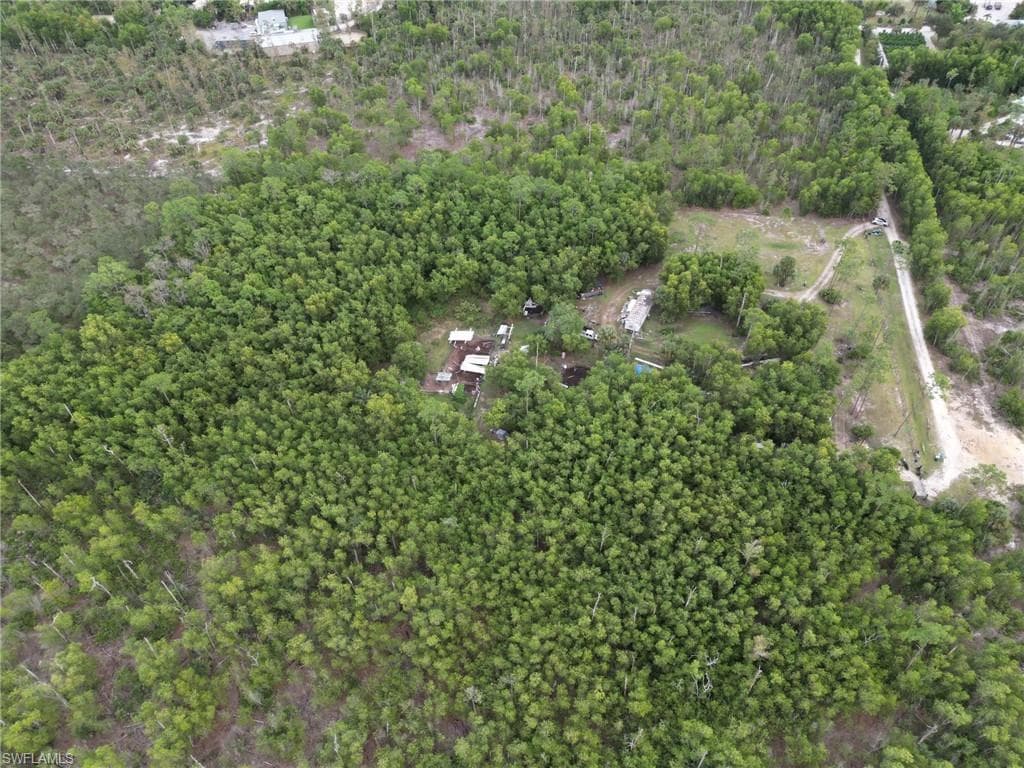 1775 Kearney Ave, Naples, FL 34117-7