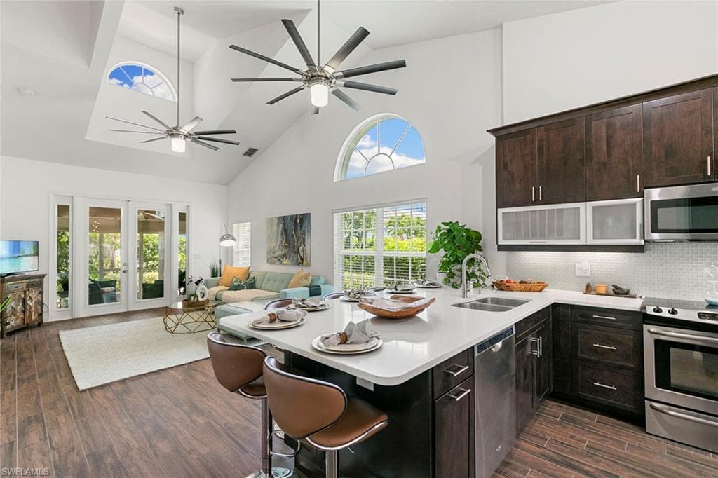 1733 San Bernadino Way K406, Naples, FL 34109-2