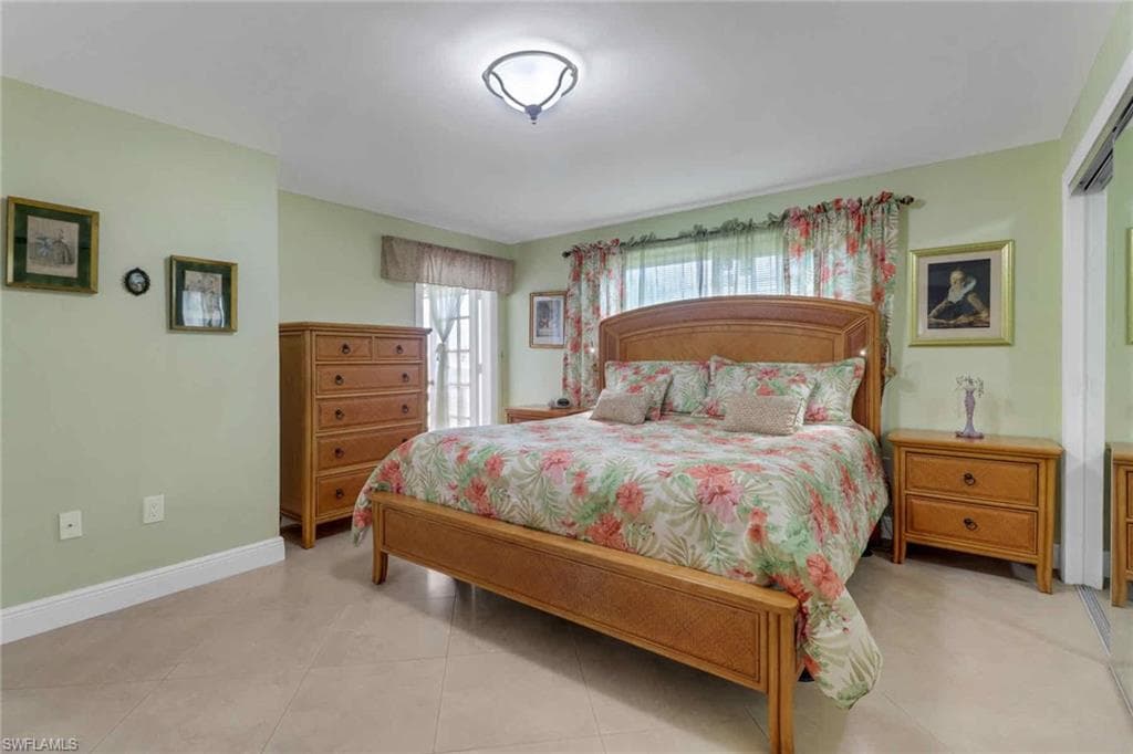 5595 Rattlesnake Hammock Rd C-19, Naples, FL 34113-15