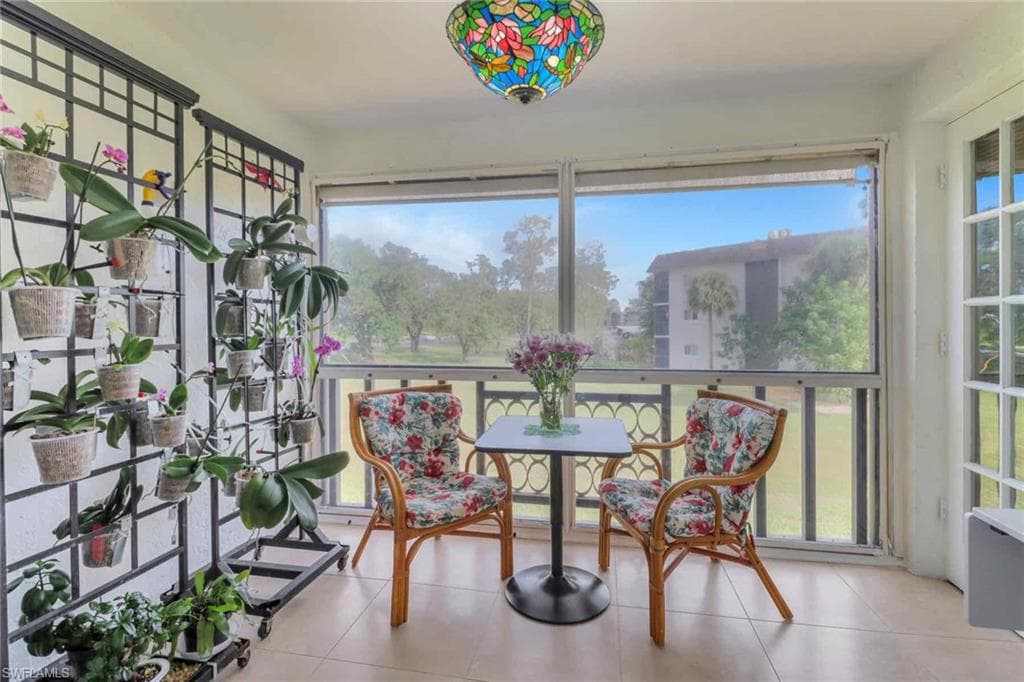 5595 Rattlesnake Hammock Rd C-19, Naples, FL 34113-21