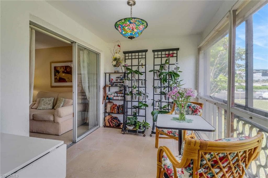 5595 Rattlesnake Hammock Rd C-19, Naples, FL 34113-23