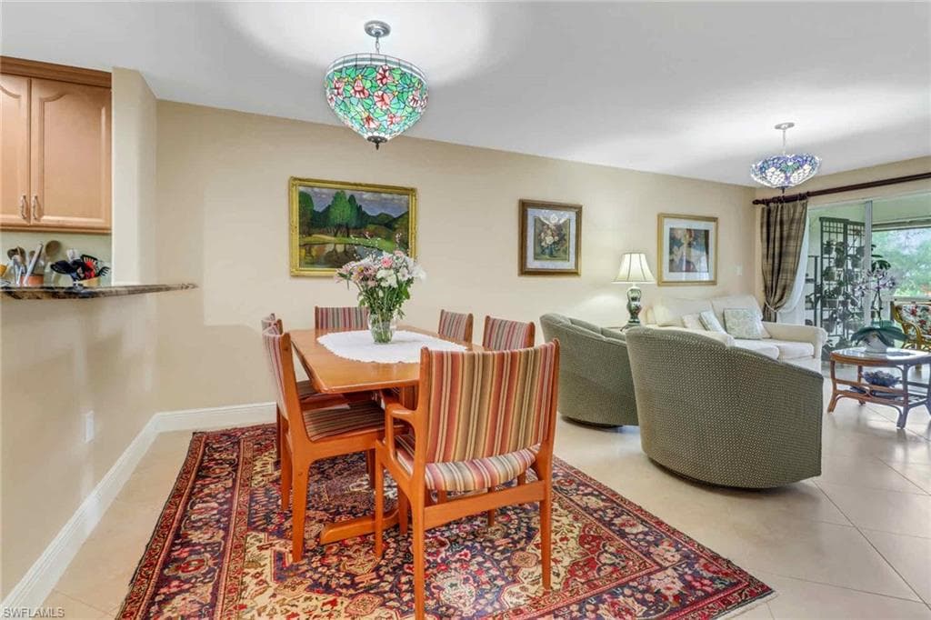 5595 Rattlesnake Hammock Rd C-19, Naples, FL 34113-4