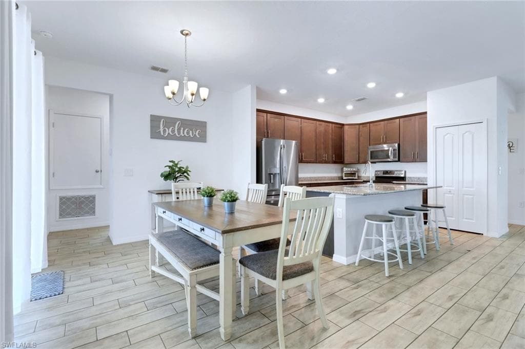 2118 25th Ter, Cape Coral, FL 33914-12