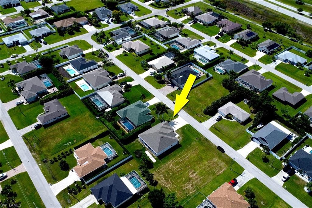 2118 25th Ter, Cape Coral, FL 33914-29